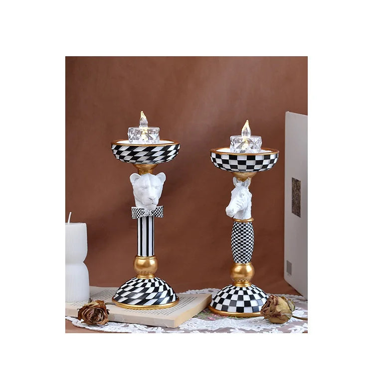 Kerzenständer aus Keramik mit Tierkopf-Figur - Scheinraum.de