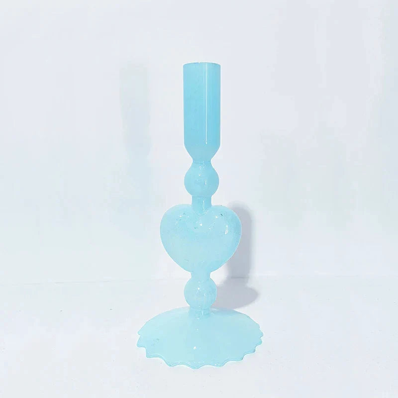 Roter Glas-Kerzenhalter in Herzform für Stabkerzen - Scheinraum.de