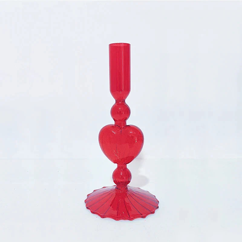 Roter Glas-Kerzenhalter in Herzform für Stabkerzen - Scheinraum.de
