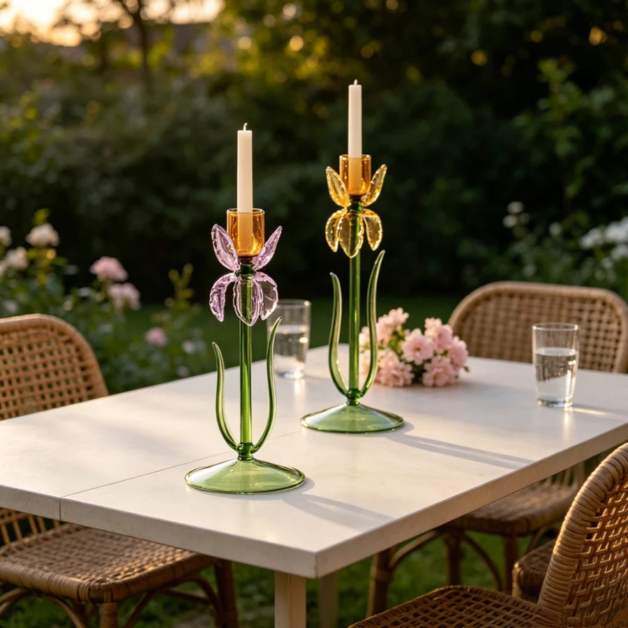 Blumenförmiger Glas-Kerzenhalter für Stabkerzen - Scheinraum.de