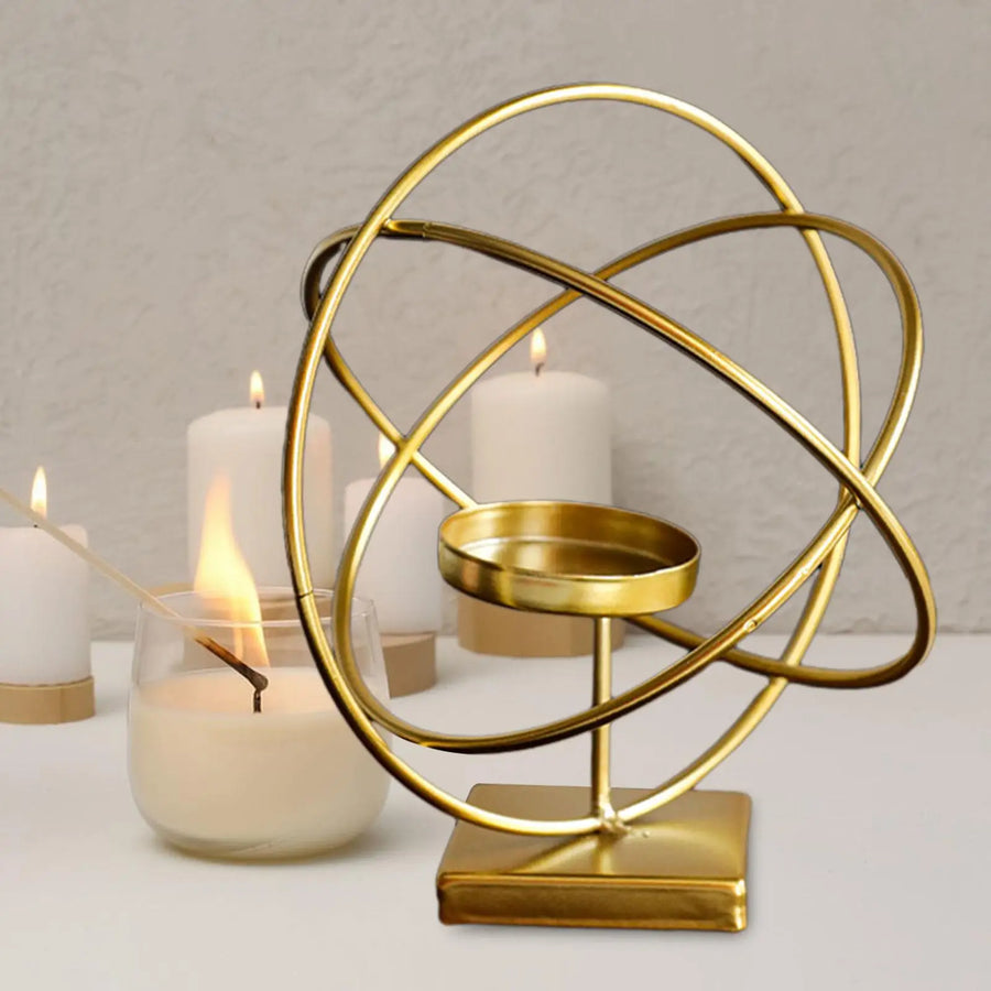 Goldener Kerzenständer aus Messing, 12 x 16 cm - Scheinraum.de